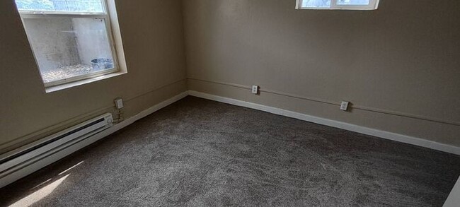 Building Photo - Quaint Provo Basement Apartment w lots of ...