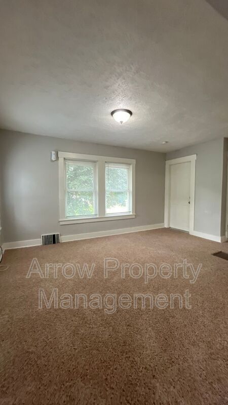 Building Photo - 2800 P St