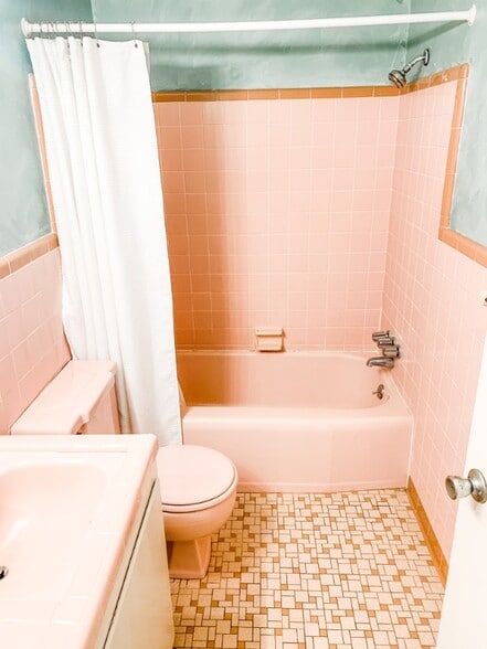 Building Photo - 620 Nelson Dr