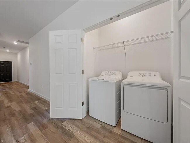 Building Photo - Charming 3BR House in Lehigh Acres