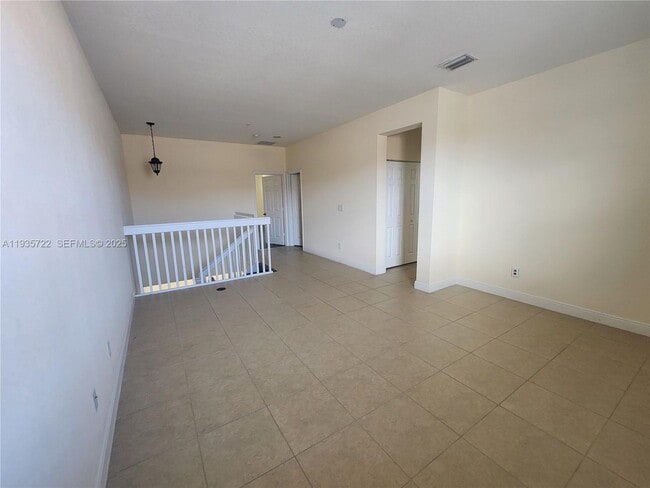 Building Photo - 14640 SW 15th St