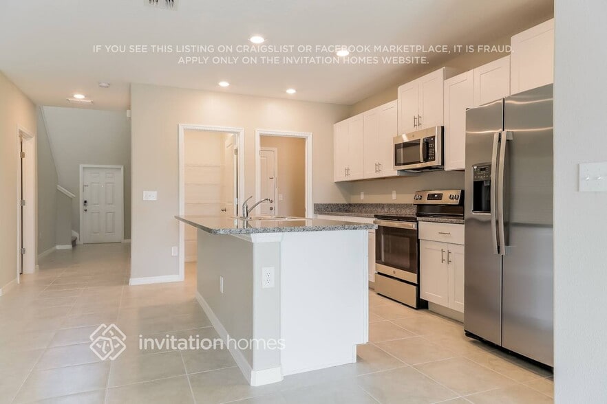 Building Photo - 1602 Outback Pl