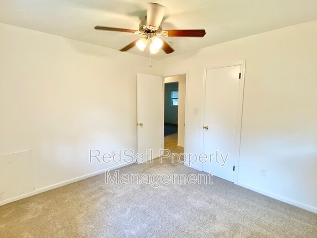 Building Photo - 9220 Rippard Ave