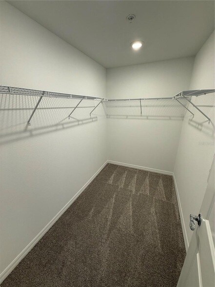 Building Photo - 4616 ORCHARD VIEW Aly