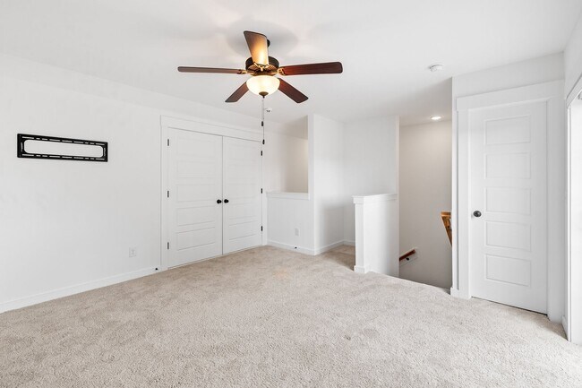 Building Photo - 3 Bedroom Townhome with Rooftop Terrace in Downtown Wake Forest!
