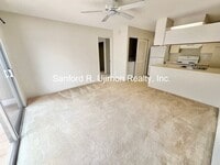 Building Photo - paa94775