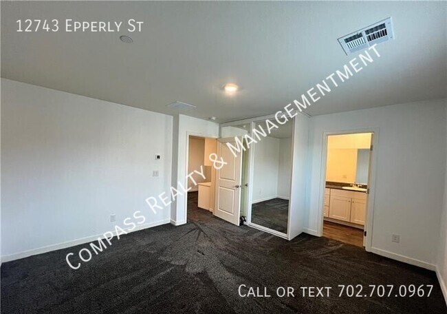 Building Photo - 12743 Epperly St