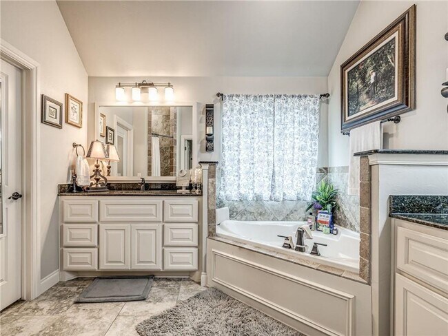 Building Photo - Beautiful home in Kelly Lake Estates + 4 bedrooms + 3 full bathrooms