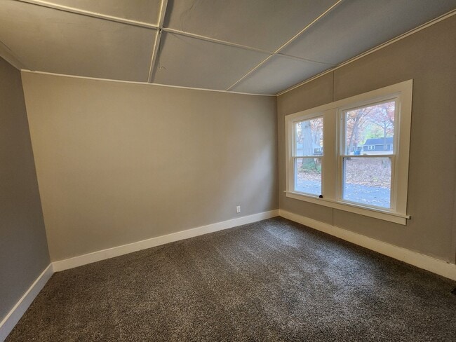 Building Photo - 23628 W Dupage Country Club Dr