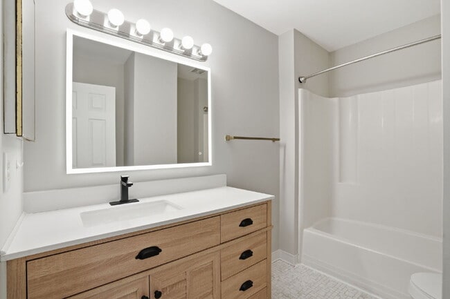 Building Photo - 7881 Nummie Ct