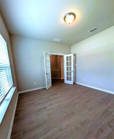 Building Photo - 3004 Teak Dr