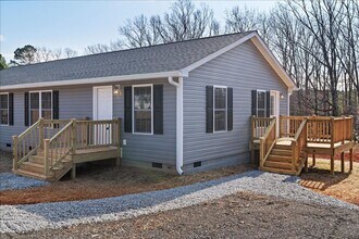 Building Photo - The Home You’ve Been Searching For!