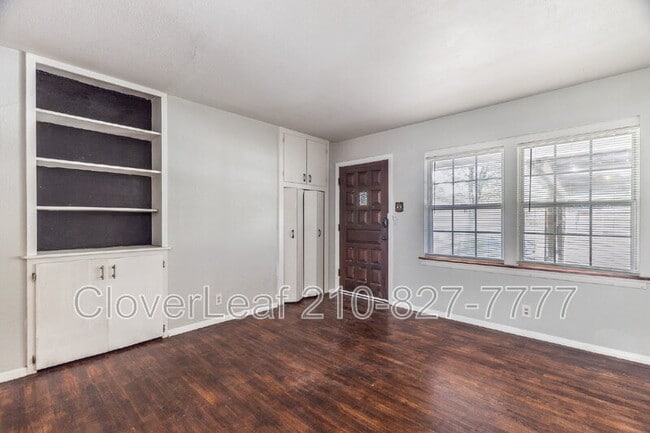 Building Photo - 231 Craigmont Ln
