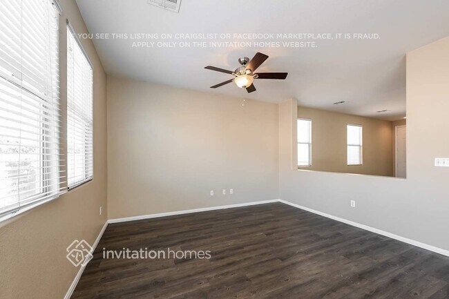 Building Photo - 11169 Alora St