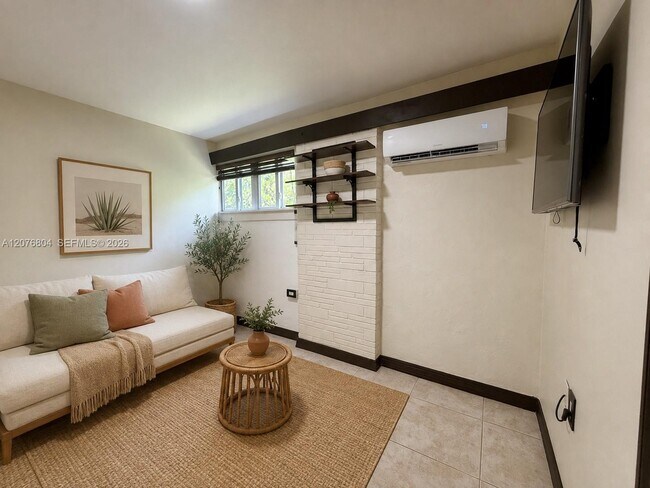 Building Photo - 1309 S 23rd Ave