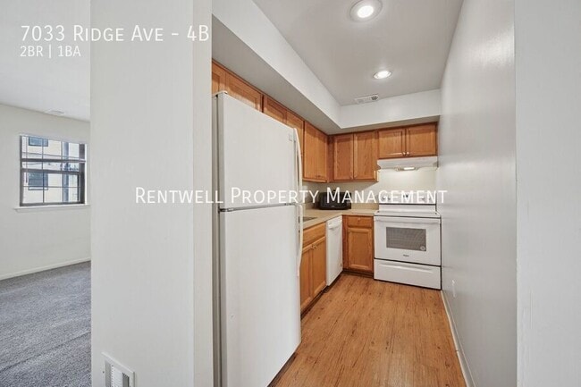 Building Photo - 7033 Ridge Ave