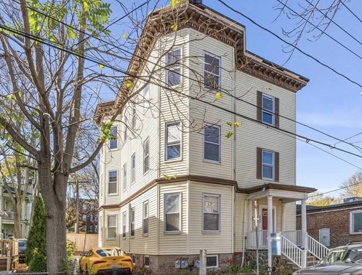 Building Photo - 240 Allston St
