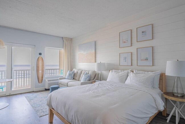 Building Photo - 703 Ocean Blvd