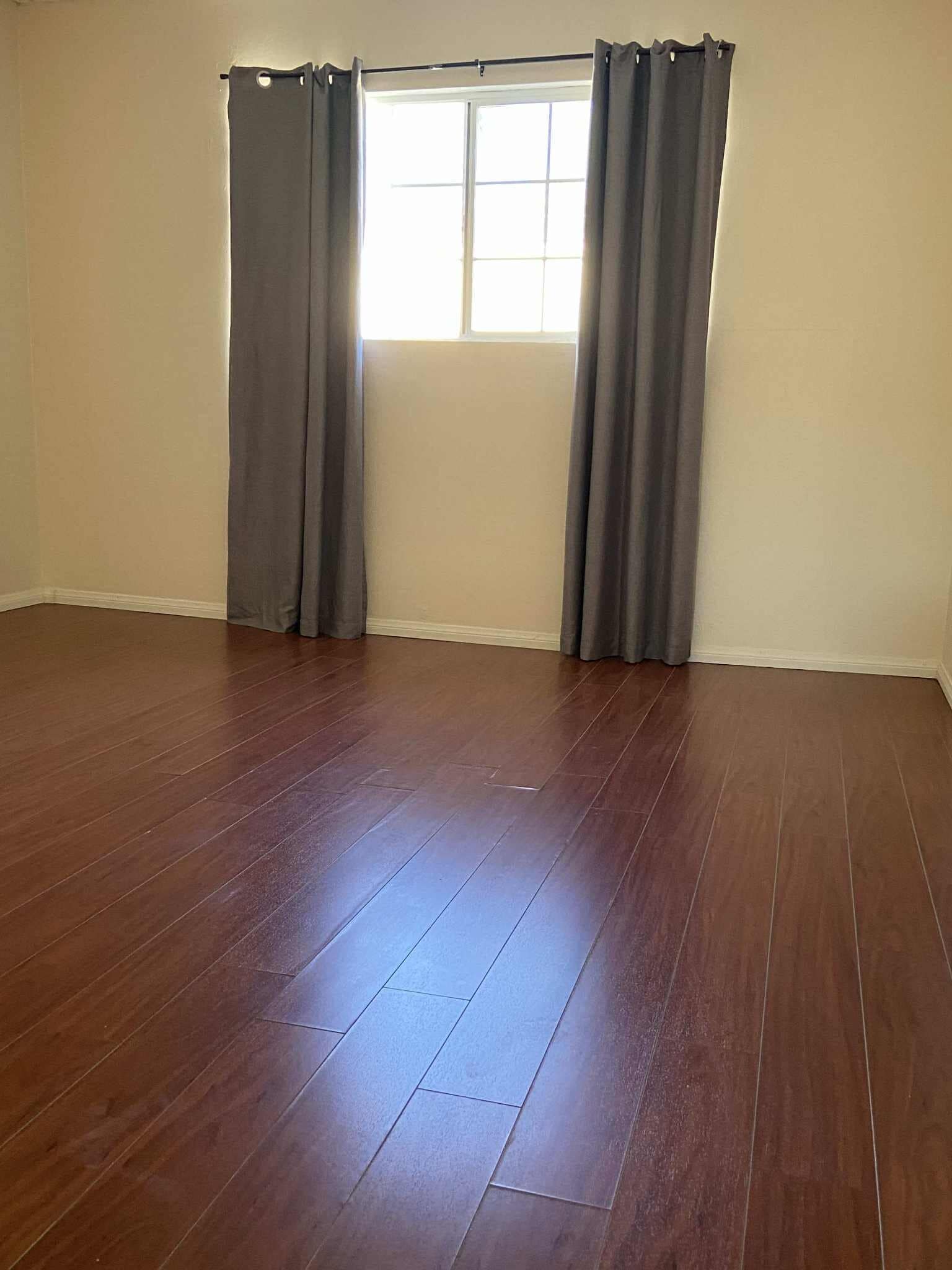 Building Photo - 4109 W 5th St