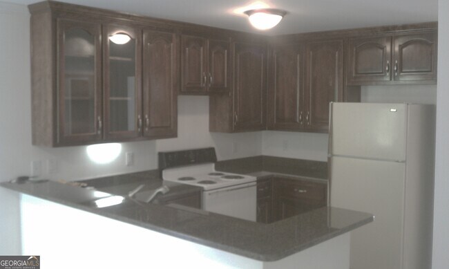 Building Photo - 145 Princeton Trce