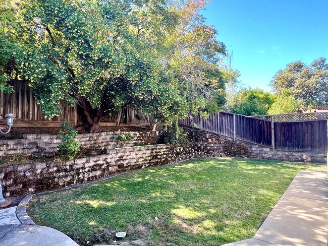 Building Photo - 21640 Edward Way