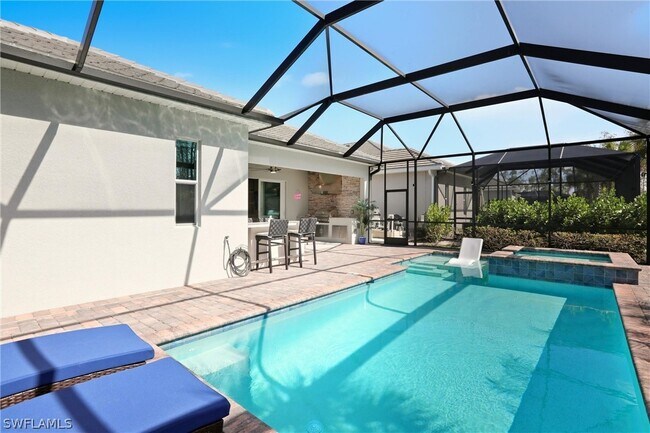 Building Photo - 13615 Blue Bay Cir