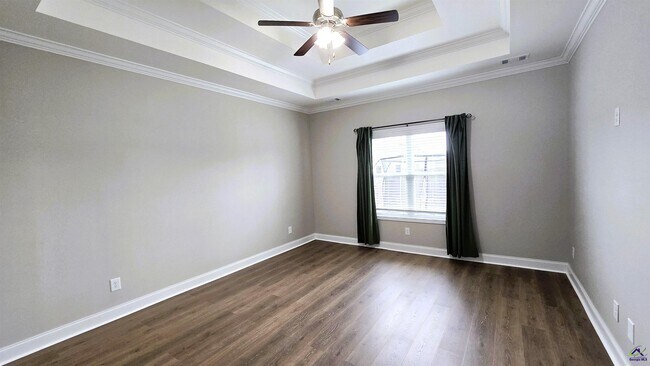 Building Photo - 1006 Adirondac Way