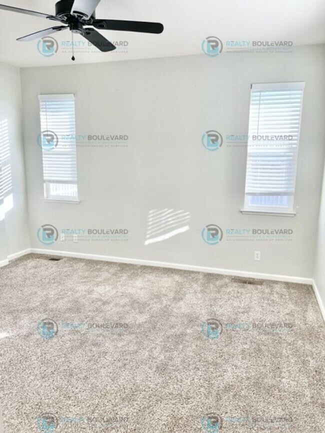 Building Photo - Charming 3-Bedroom Home in Sky Vista Villa...