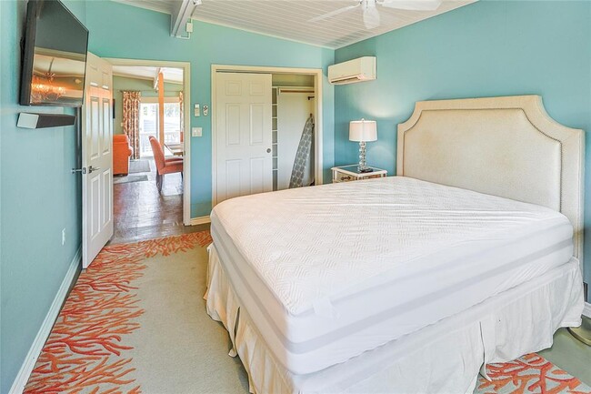 Building Photo - 2611 Avenue Q