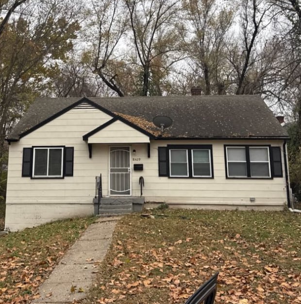 Building Photo - 1429 E 66th Terrace