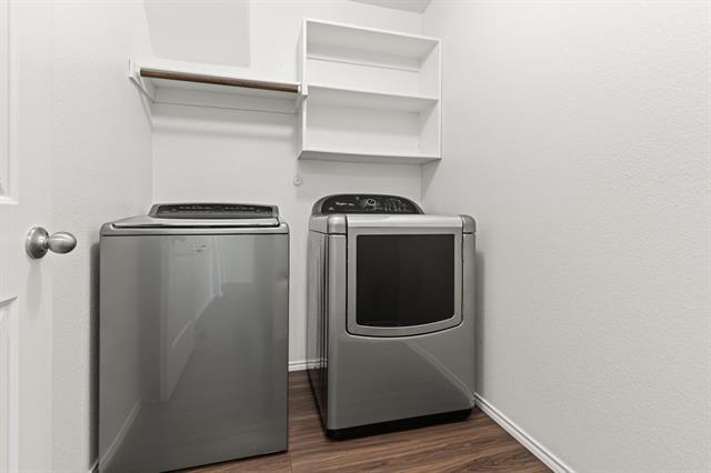 Building Photo - 312 Saguaro Dr