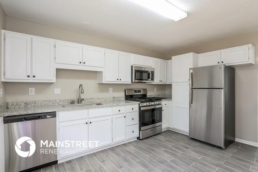 Building Photo - 214 S Red Oak Way