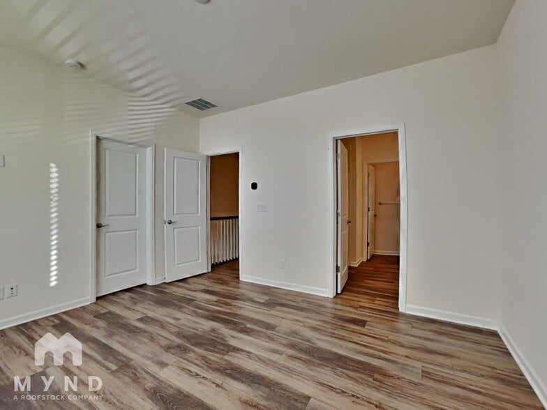 Building Photo - 5094 Ward Rd