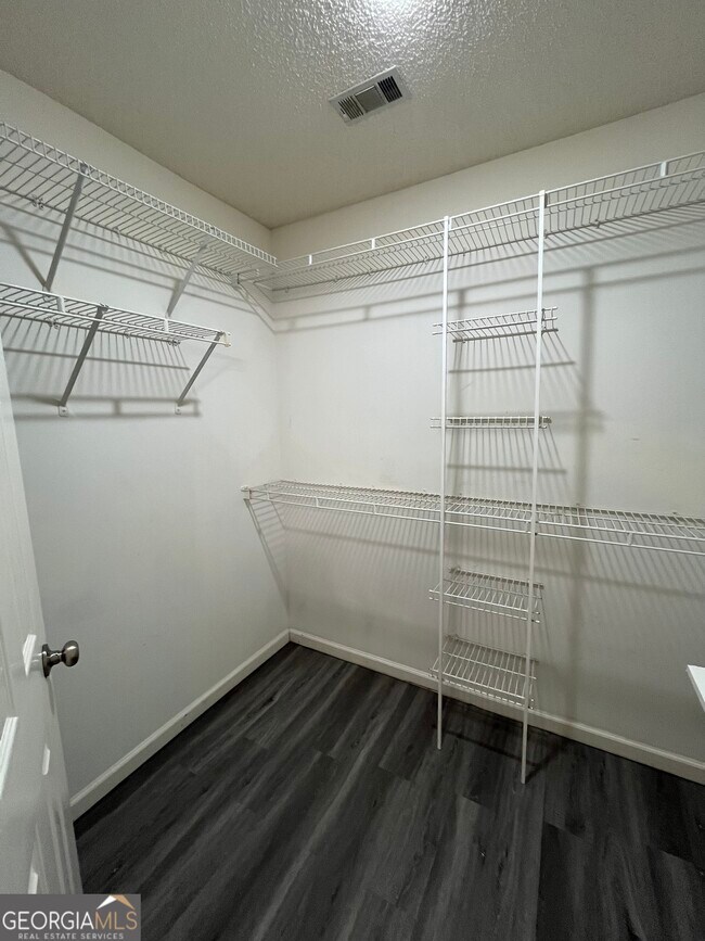 Building Photo - 120 Sapelo Dr