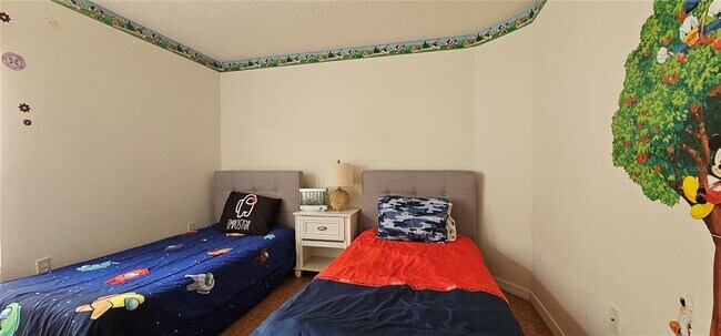 Building Photo - 195 Minniehaha Cir