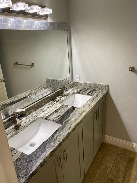 Building Photo - 1212 Vista Oaks Cir NE