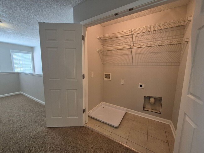 Building Photo - Bright and Spacious 3BR/2.5BA Townhome in Prime Lawrenceville Location