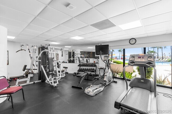 Building Photo - 3800 Galt Ocean Dr