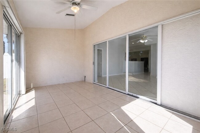 Building Photo - 3216 SW 7th Pl