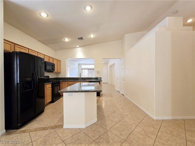 Building Photo - 9726 Tomorrow Ct