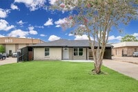 Building Photo - 8817 Emmott Rd