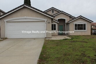 Building Photo - Back On The Rental Market Recently Updated...