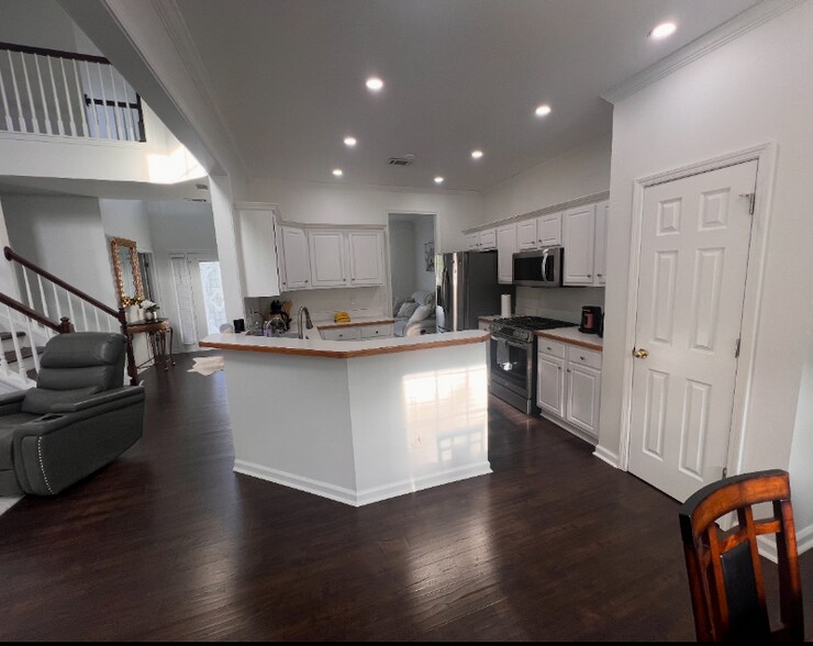 Building Photo - 2757 Bluestem Path SW