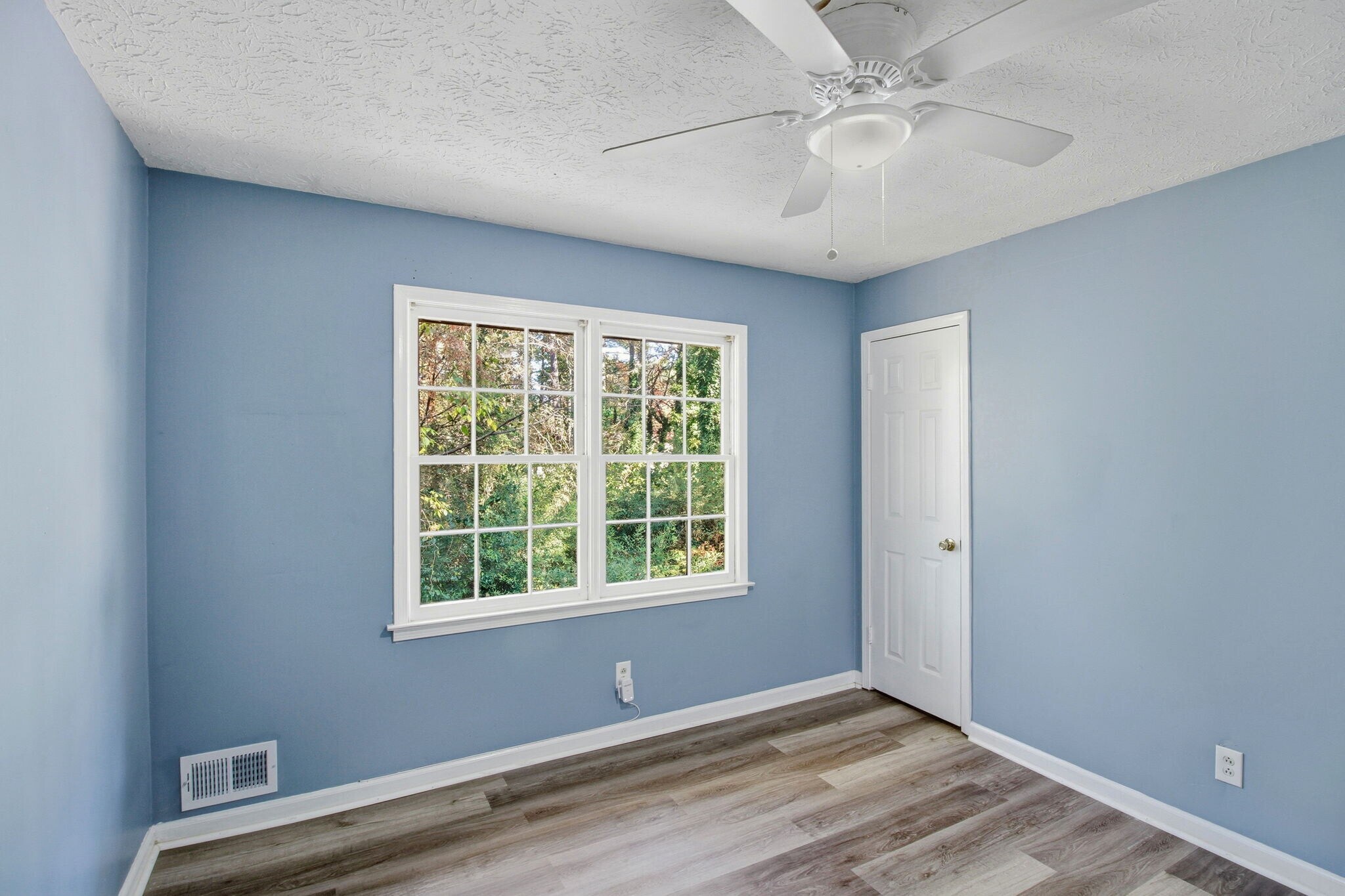 Building Photo - 1805 Highpoint Rd