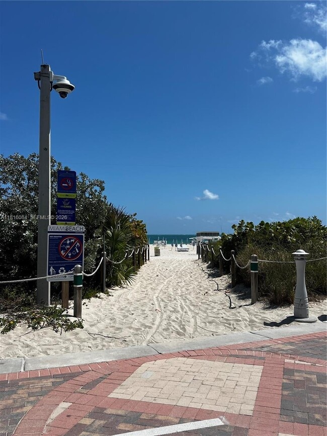 Building Photo - 335 Ocean Dr
