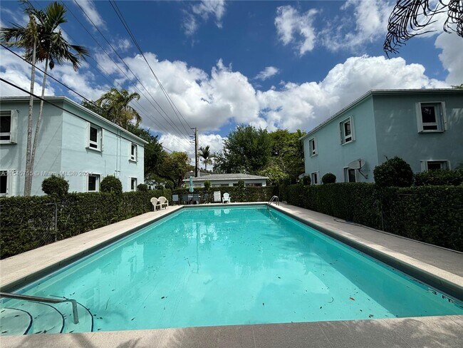 Building Photo - 5601 SW 78th St