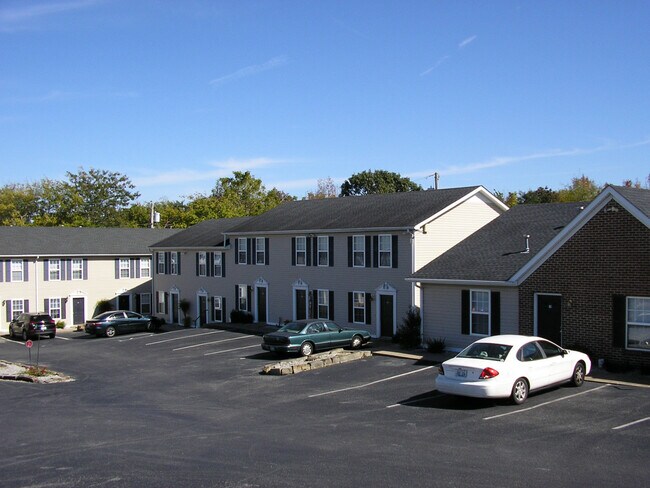 Building Photo - 1956 Stonehenge Avenue