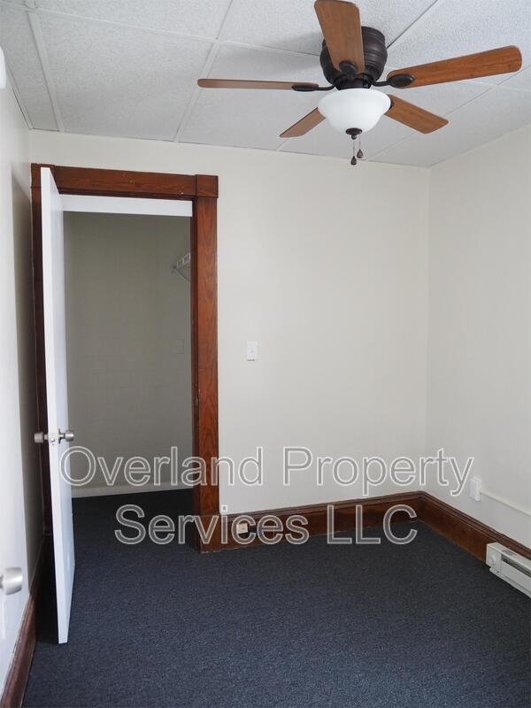 Building Photo - 90 N Winooski Ave