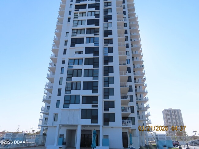 Building Photo - 3043 S Atlantic Ave