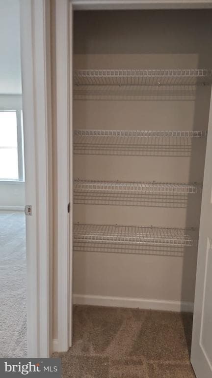 Building Photo - 18 Elliot Ln